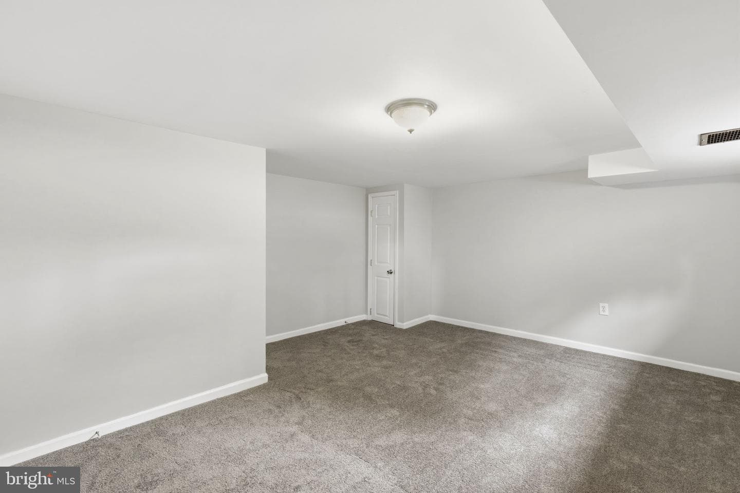 1107 Marlyn Ave N photo 17