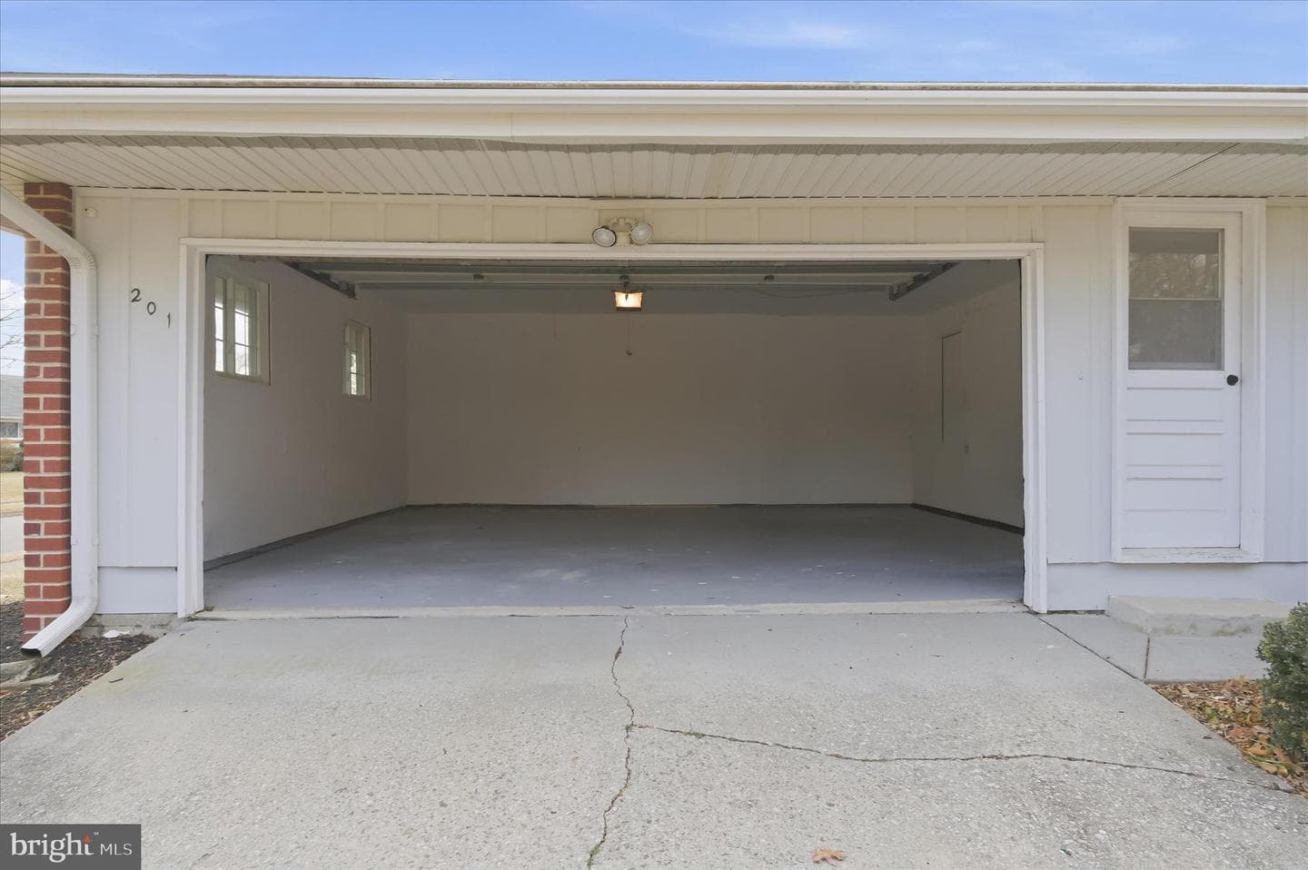201 Suter Road photo 47