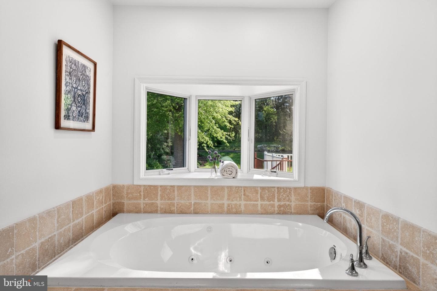9 Maple Avenue photo 50