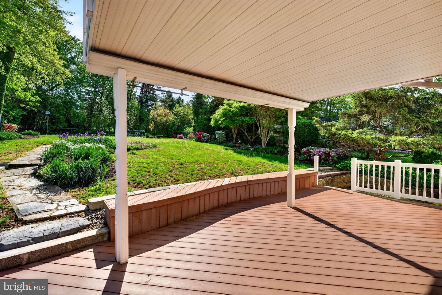 9 Maple Avenue photo 78