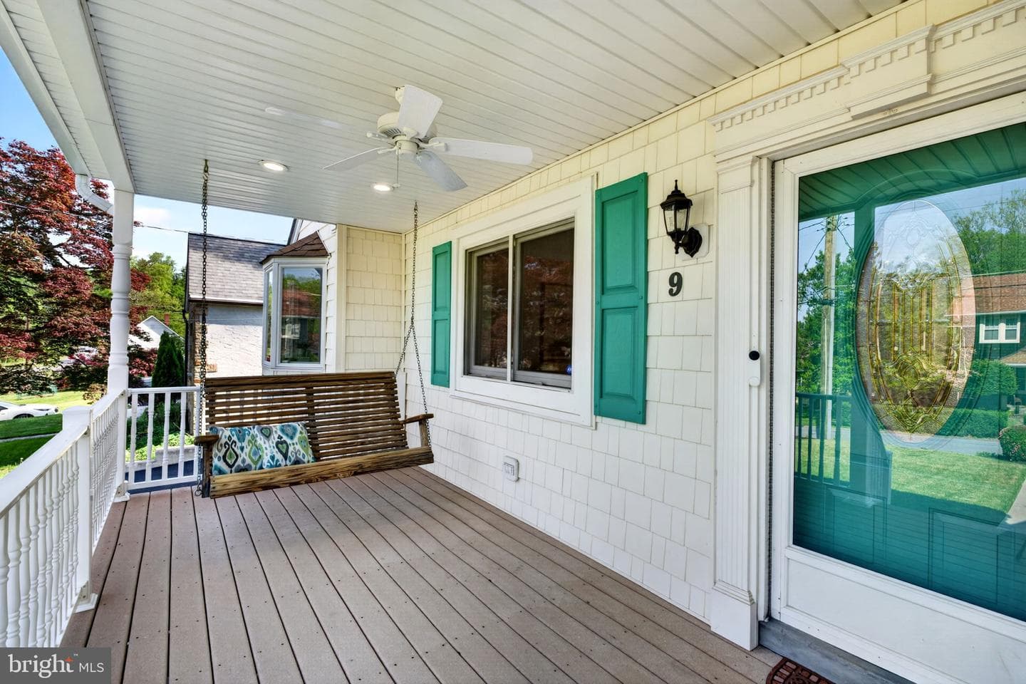 9 Maple Avenue photo 90