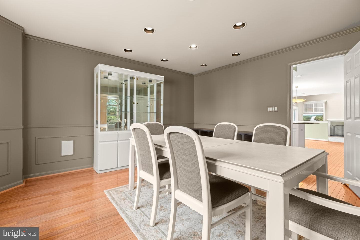 16 Charing Court photo 13