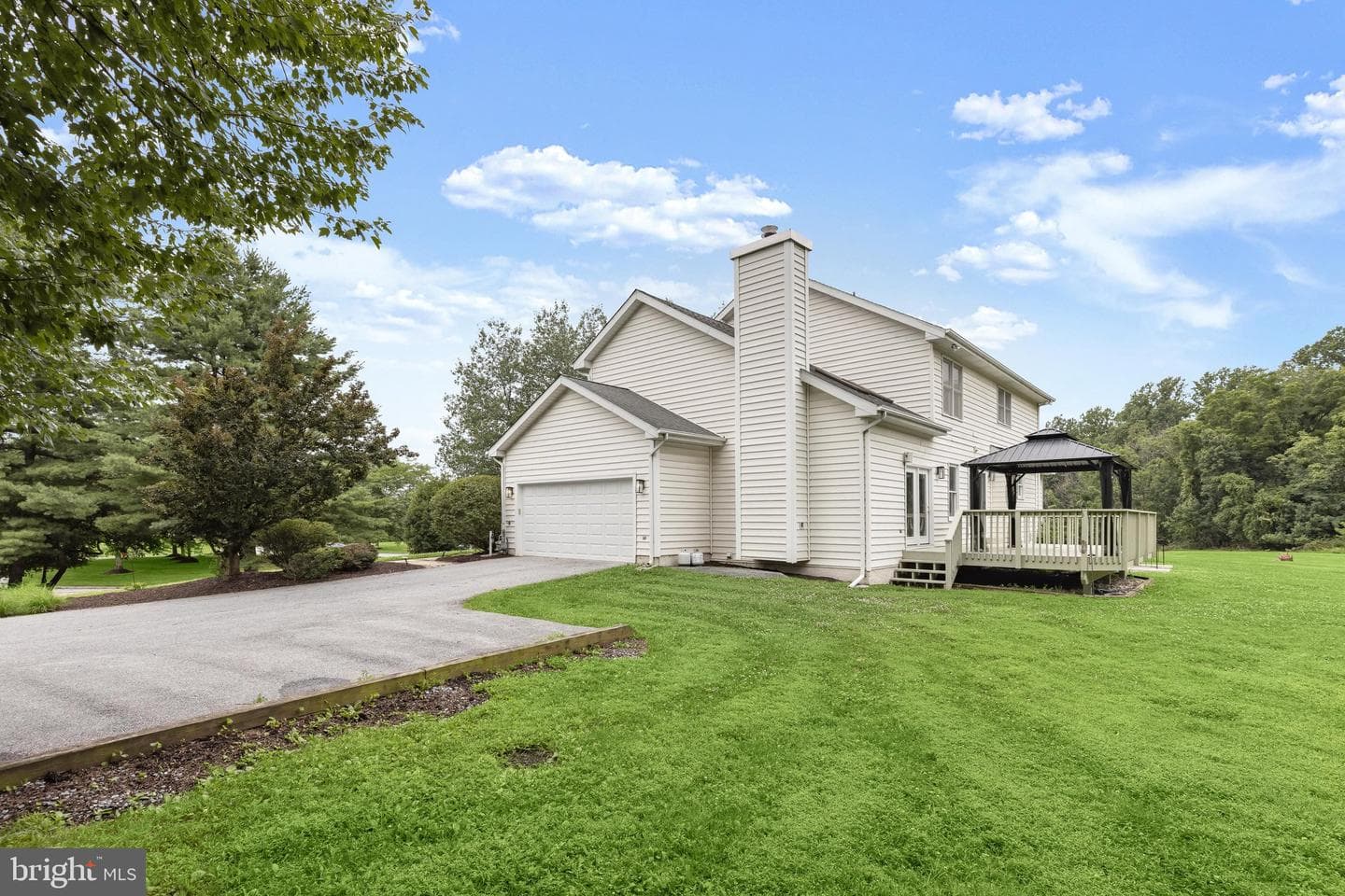 16 Charing Court photo 58