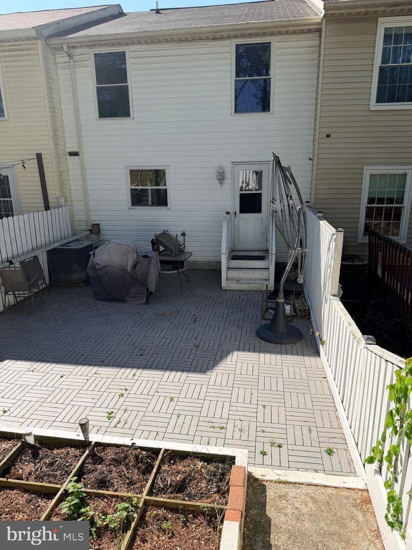 29 Redare Court photo 3
