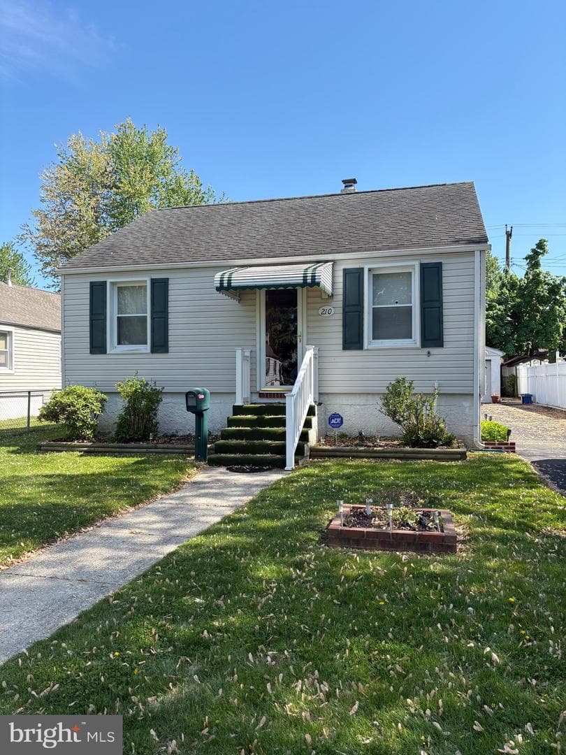 210 Pinewood Road
