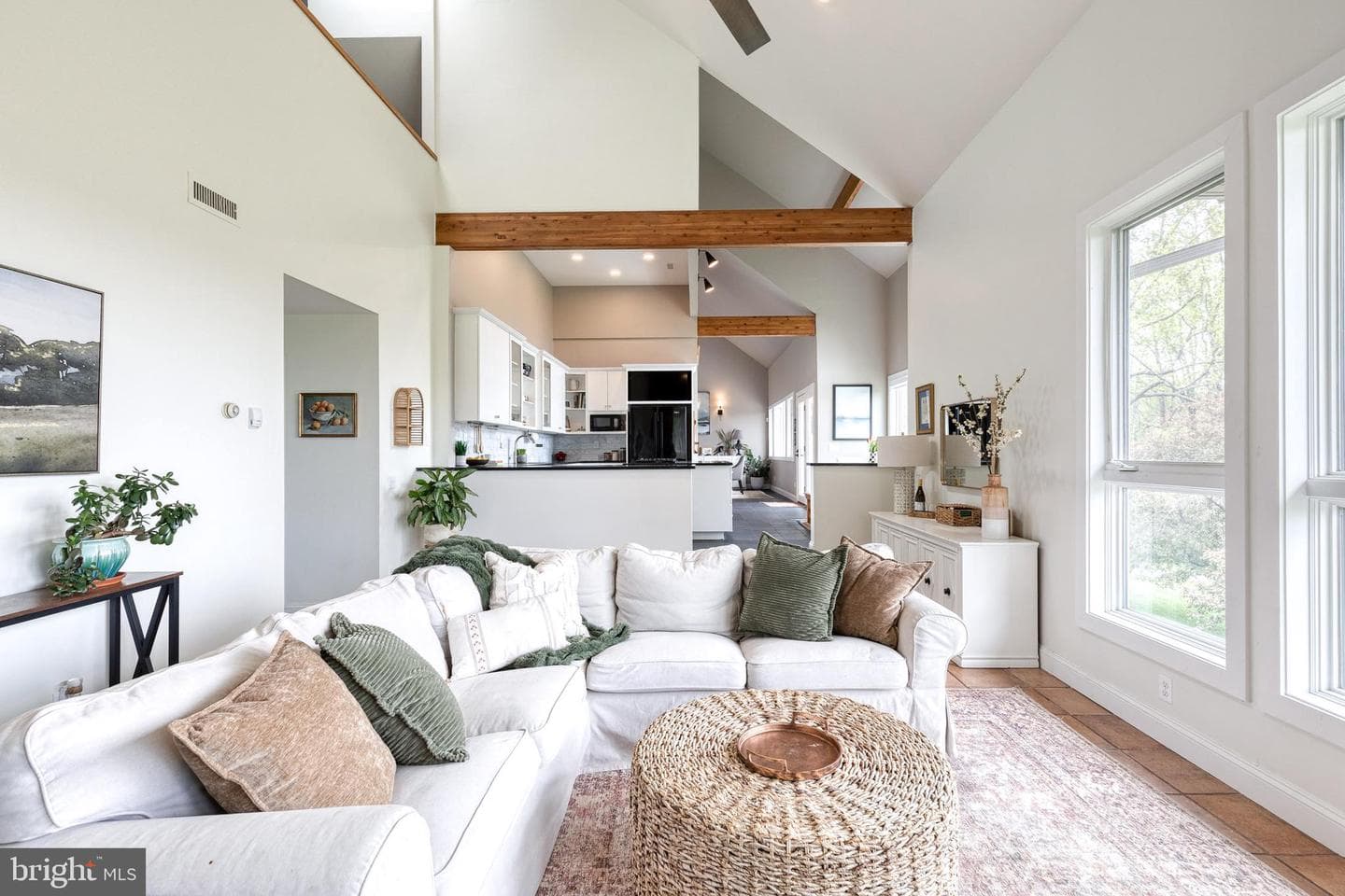 15701 Home Road photo 16