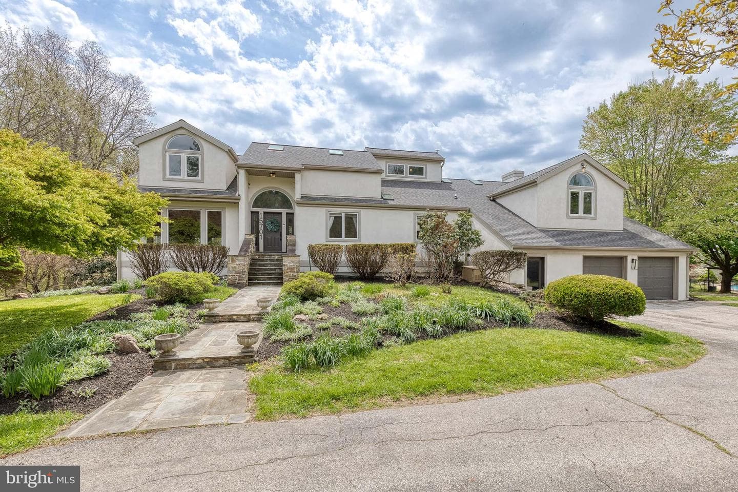 15701 Home Road photo 4