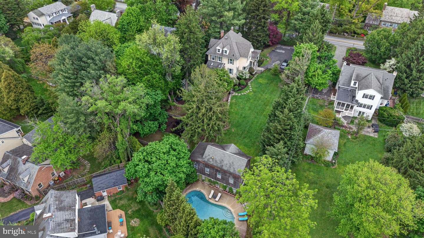 605 W Joppa Road W photo 4