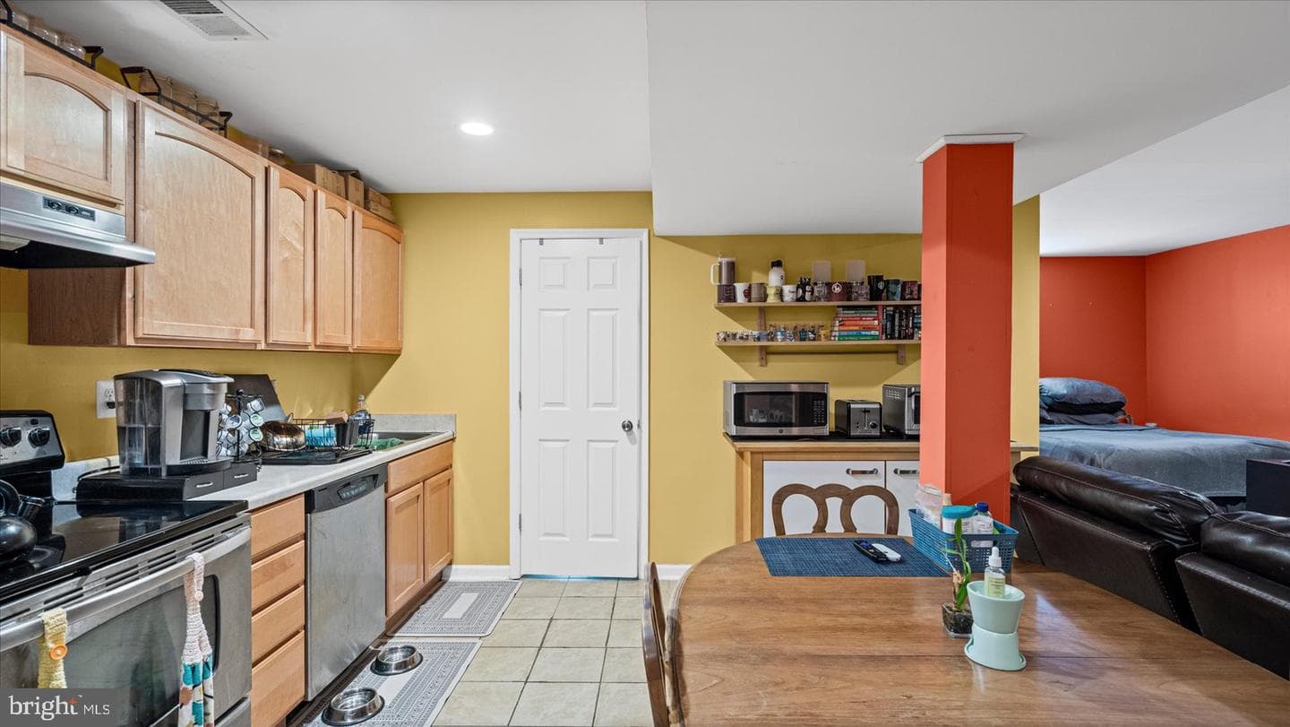 21 Sidewell Court photo 35