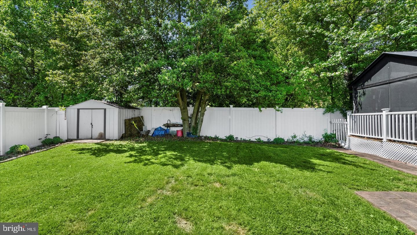 21 Sidewell Court photo 46