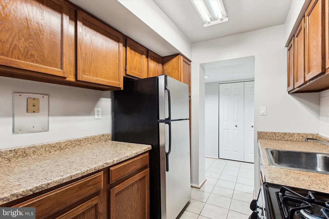 1811 Snow Meadow Lane #t-1 photo 13