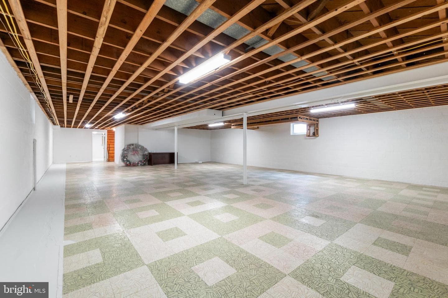 1146 Gypsy Lane E photo 28