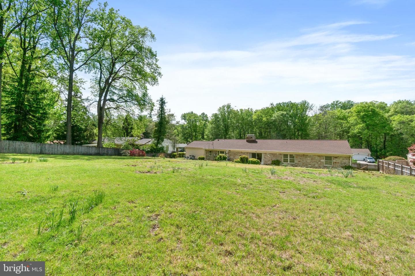 1146 Gypsy Lane E photo 36