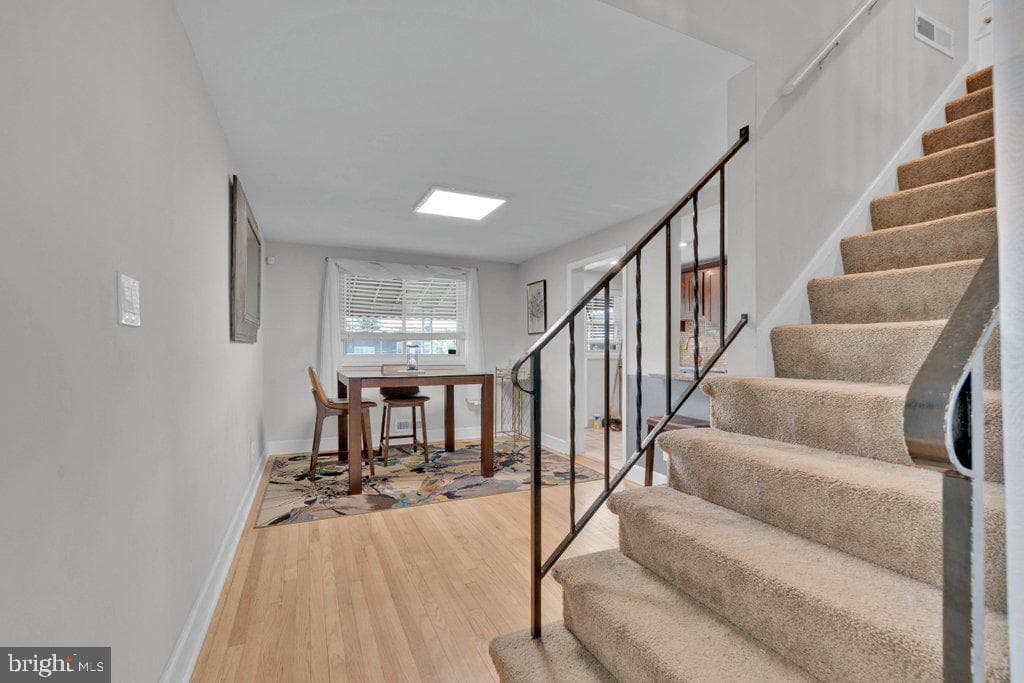 1329 Halstead Road photo 9