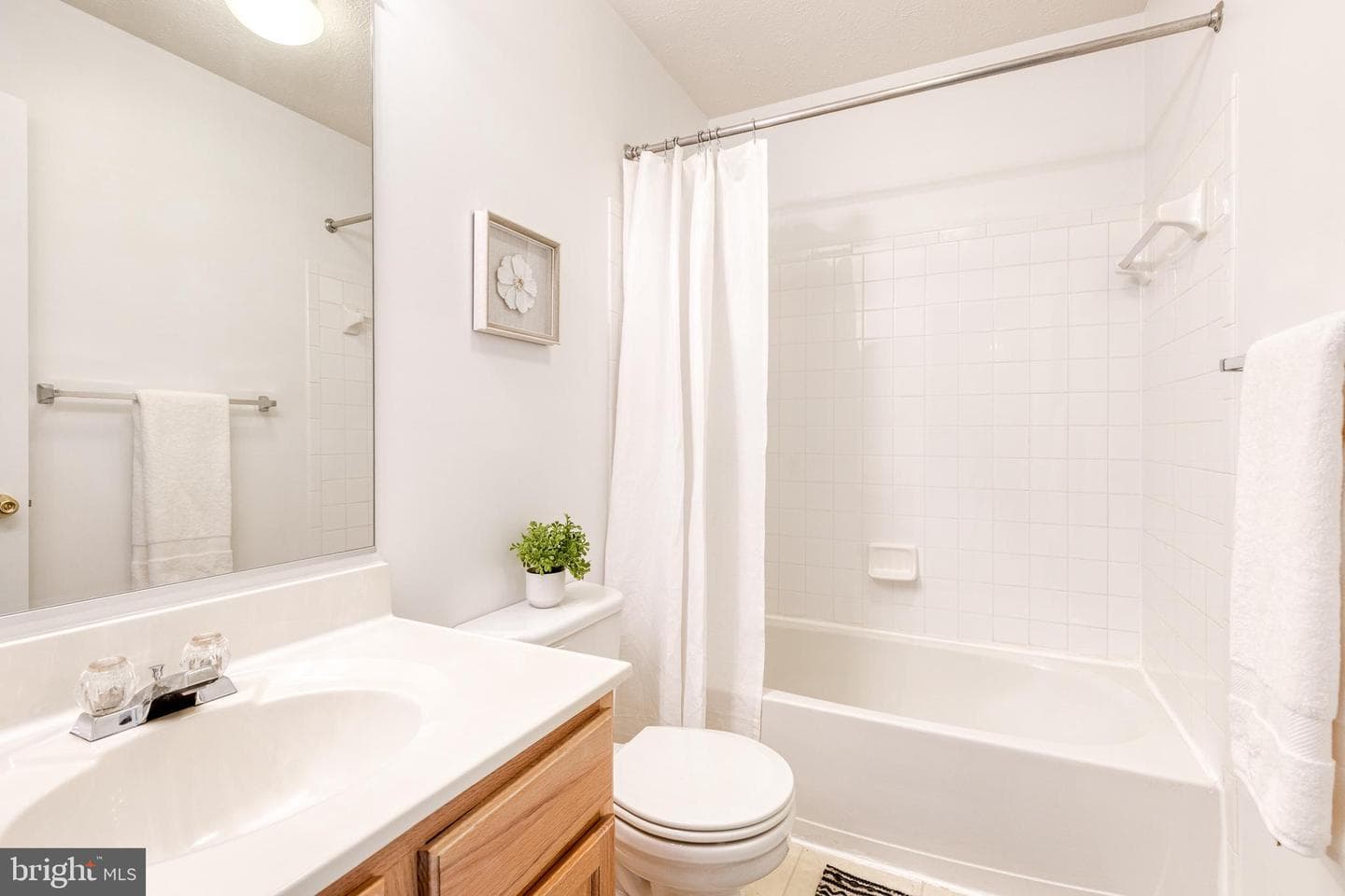 5048 Kemsley Court photo 40