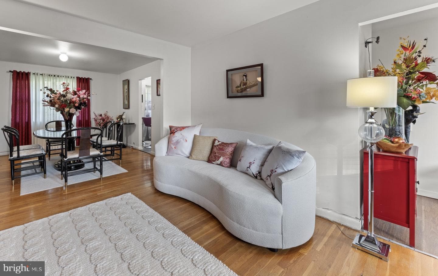 8210 Streamwood Drive photo 4