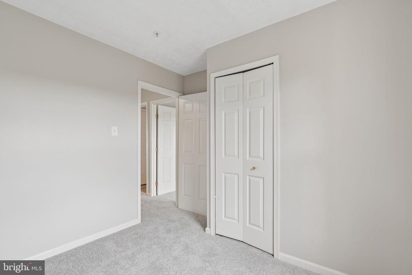 9314 Vanguard Court photo 24