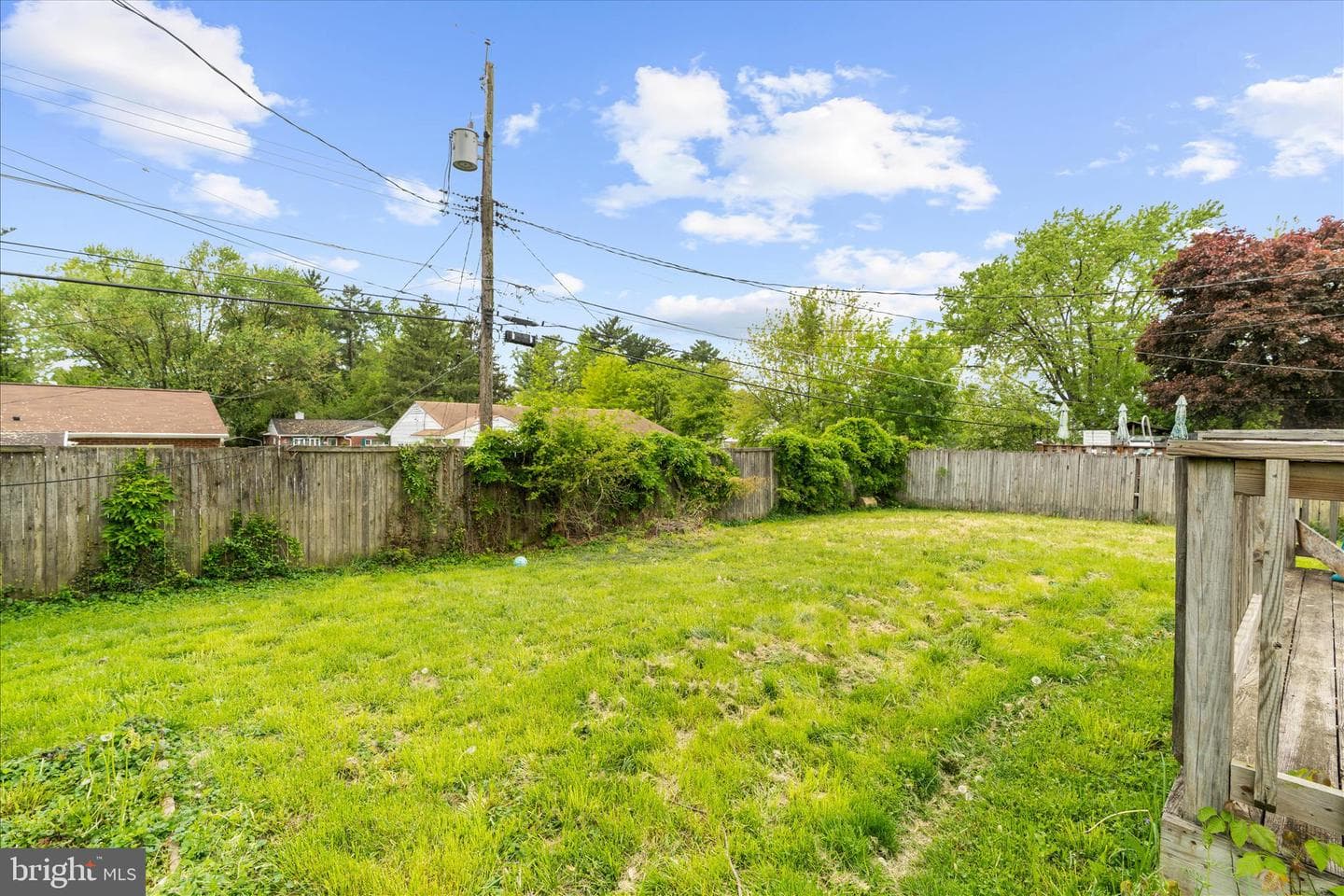 5911 Charnwood photo 24