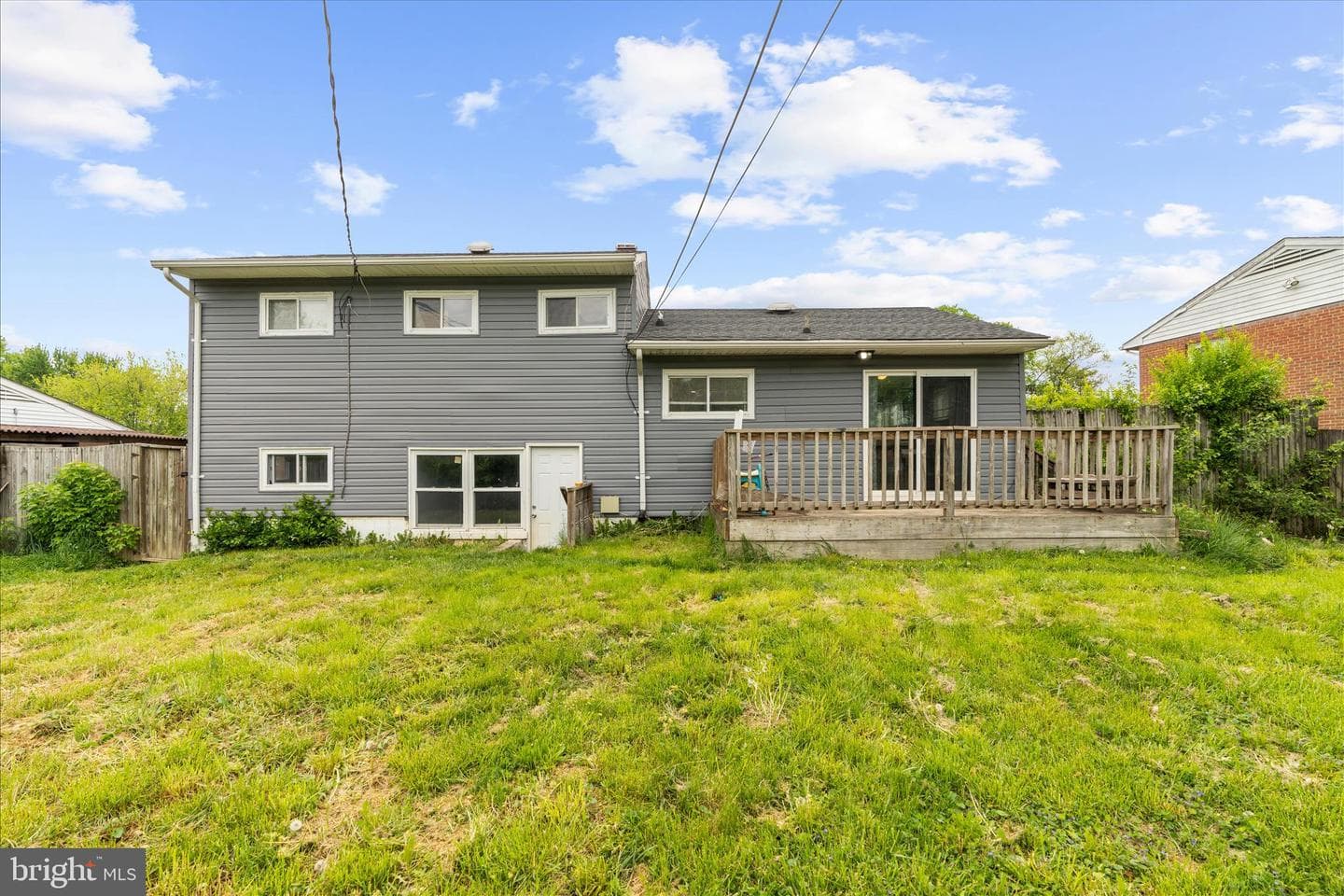 5911 Charnwood photo 27