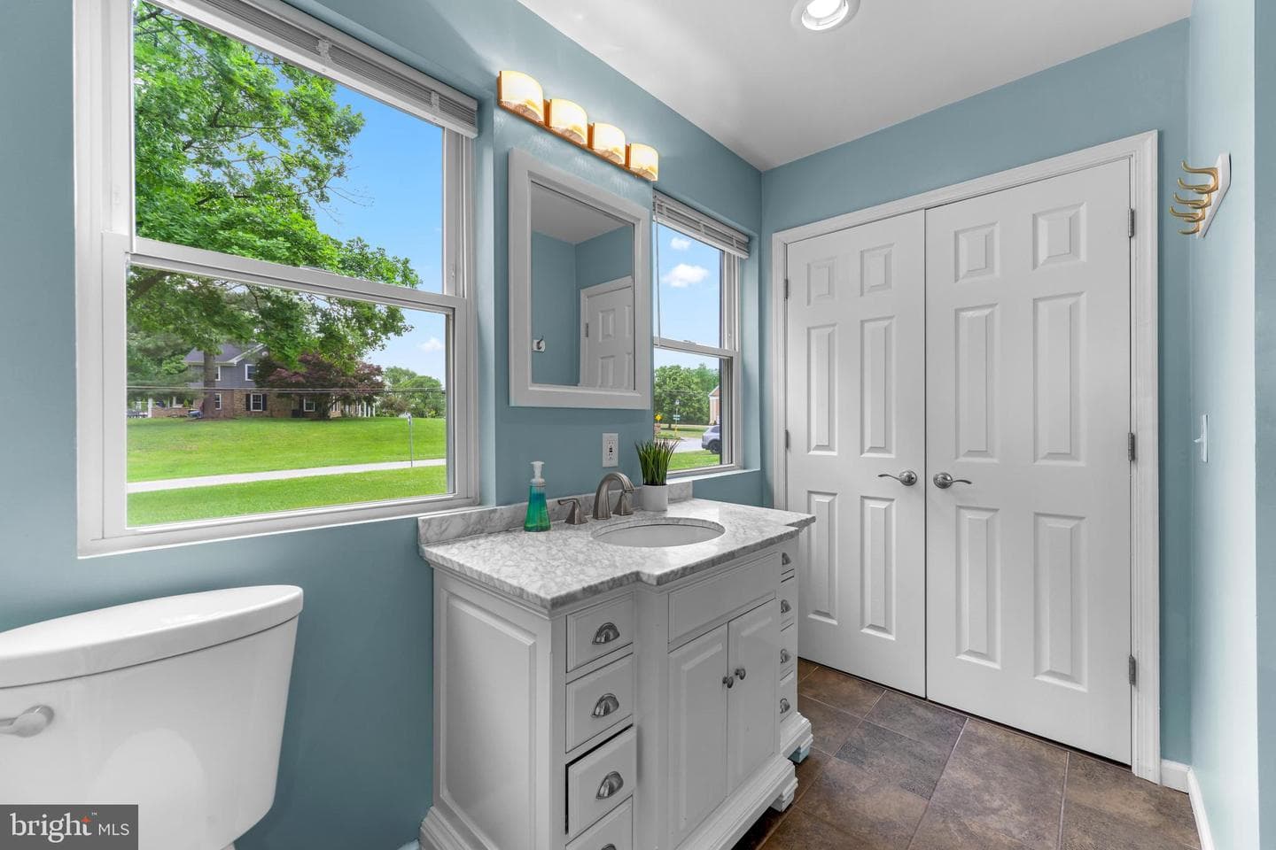 2300 Ravenview Road photo 30
