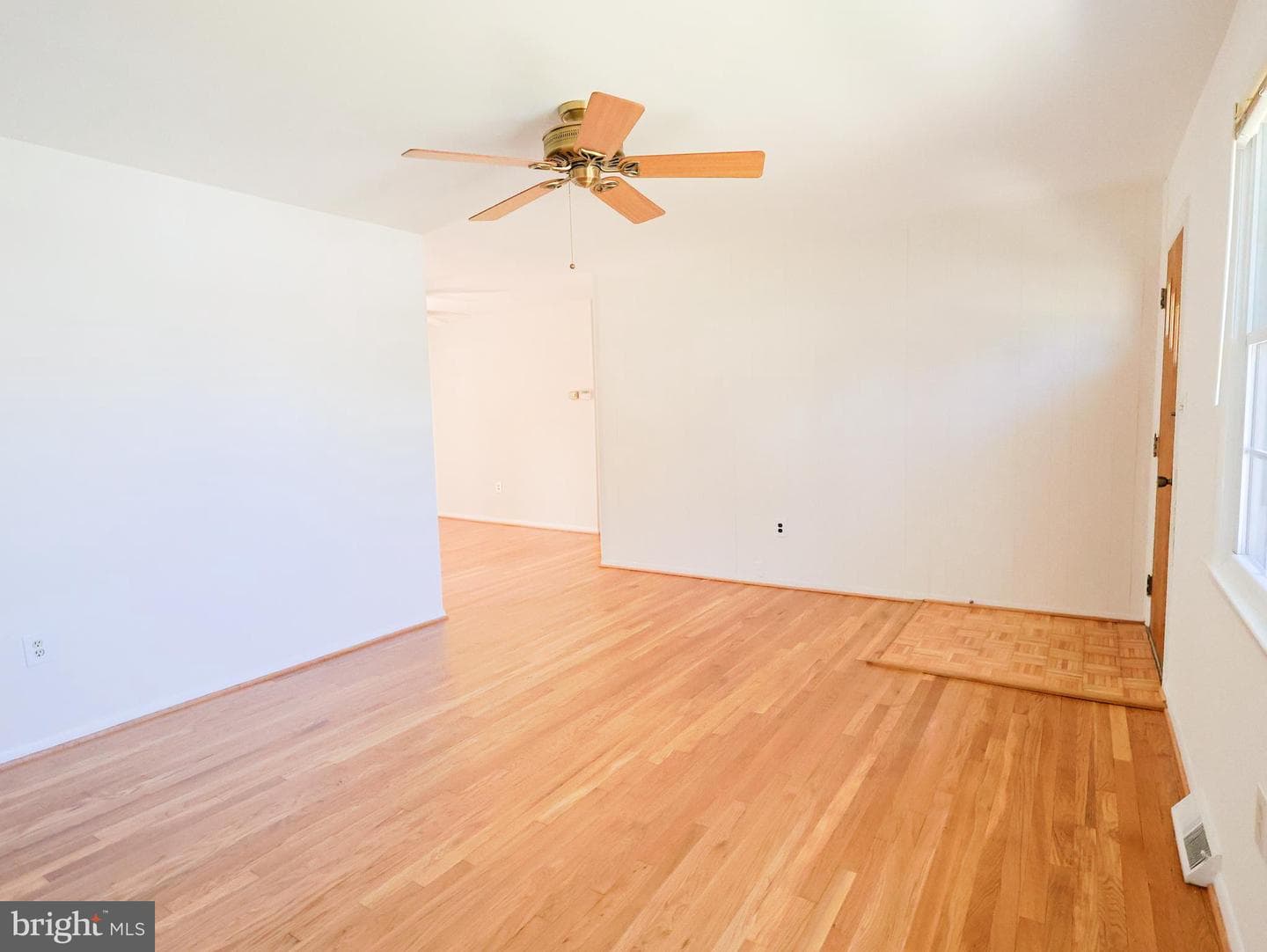 7 Francine Court photo 5