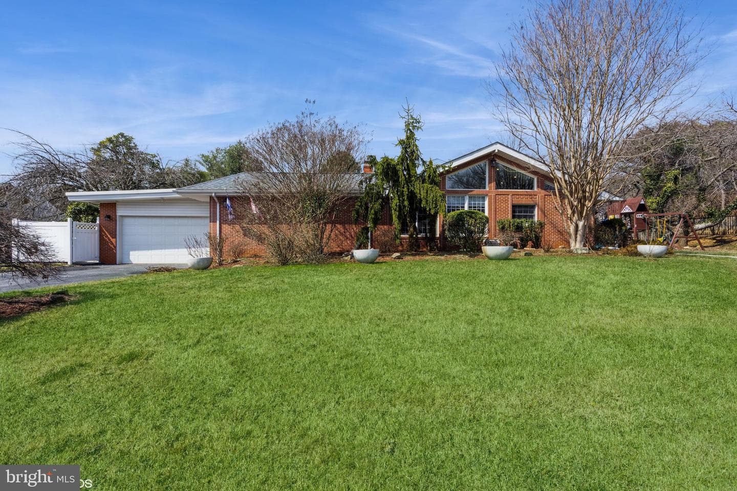 7908 Ivy Lane photo 3
