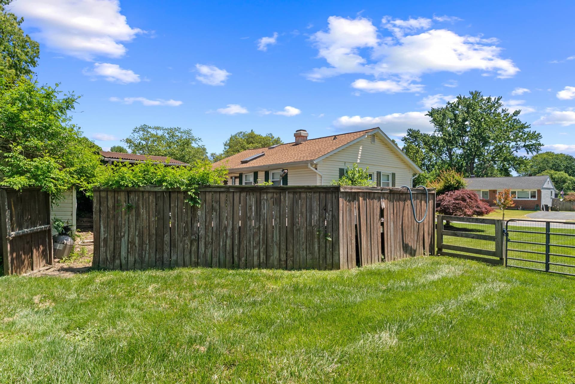318 Holly Hill Road photo 31
