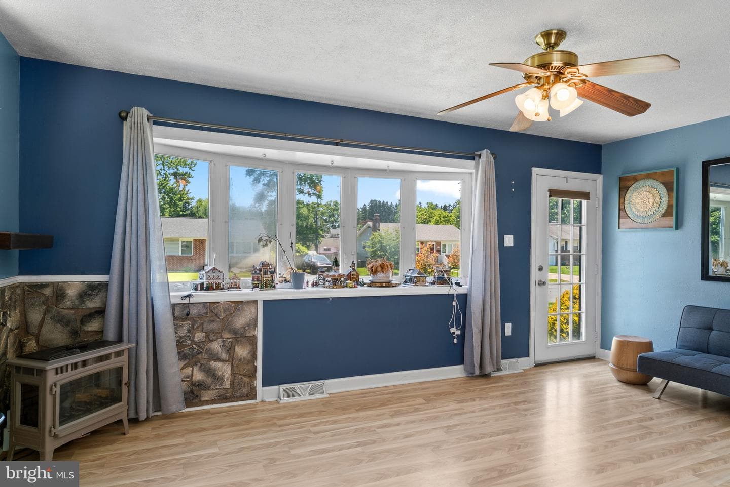 318 Holly Hill Road photo 5