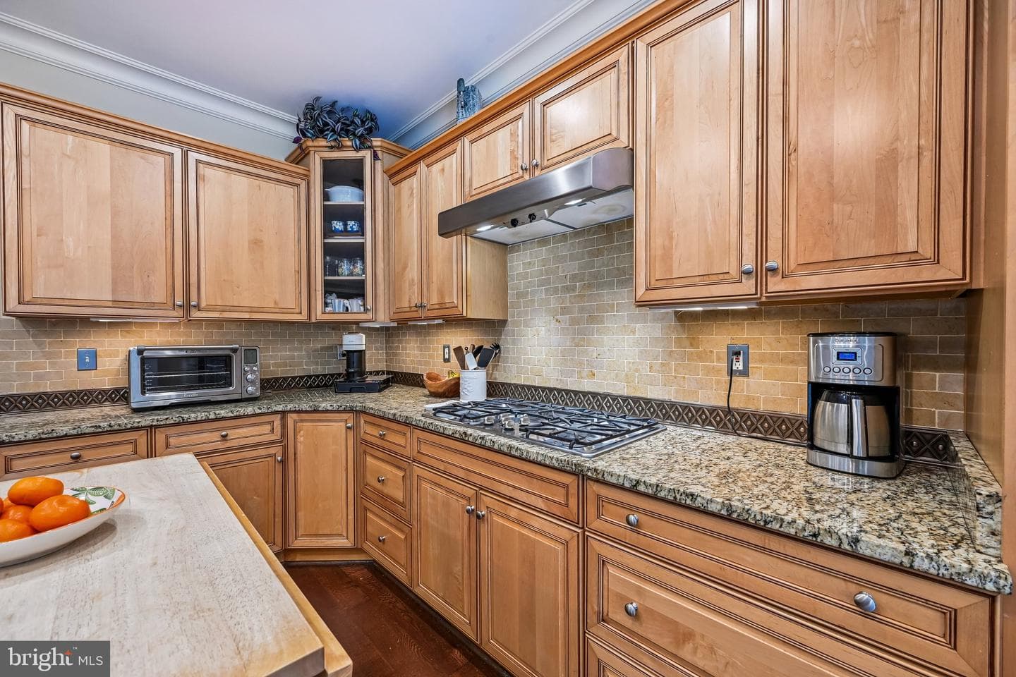 100 Newmarket Court photo 18