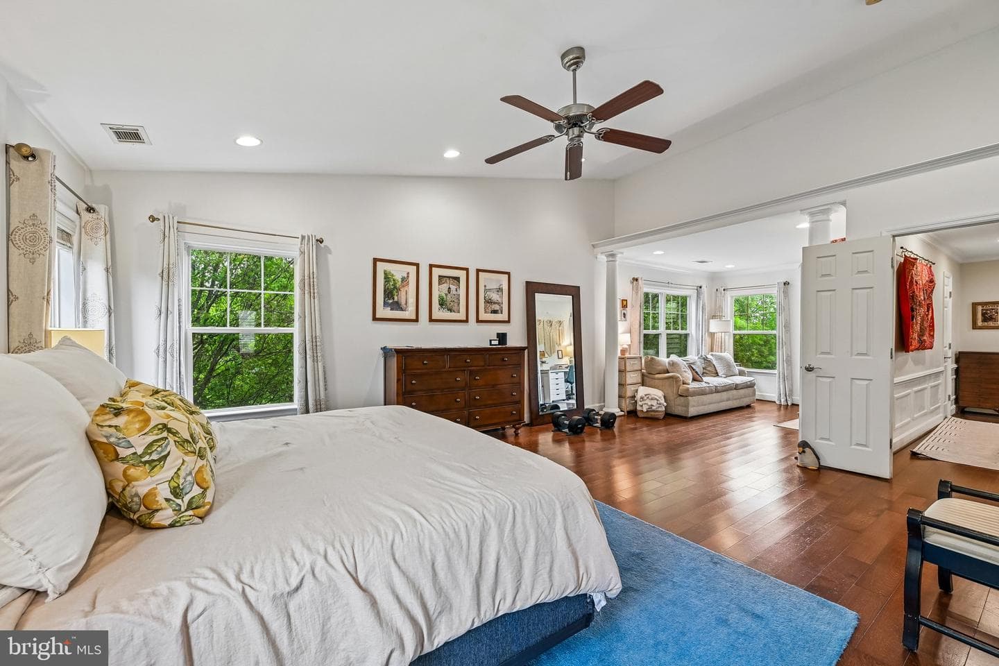 100 Newmarket Court photo 25