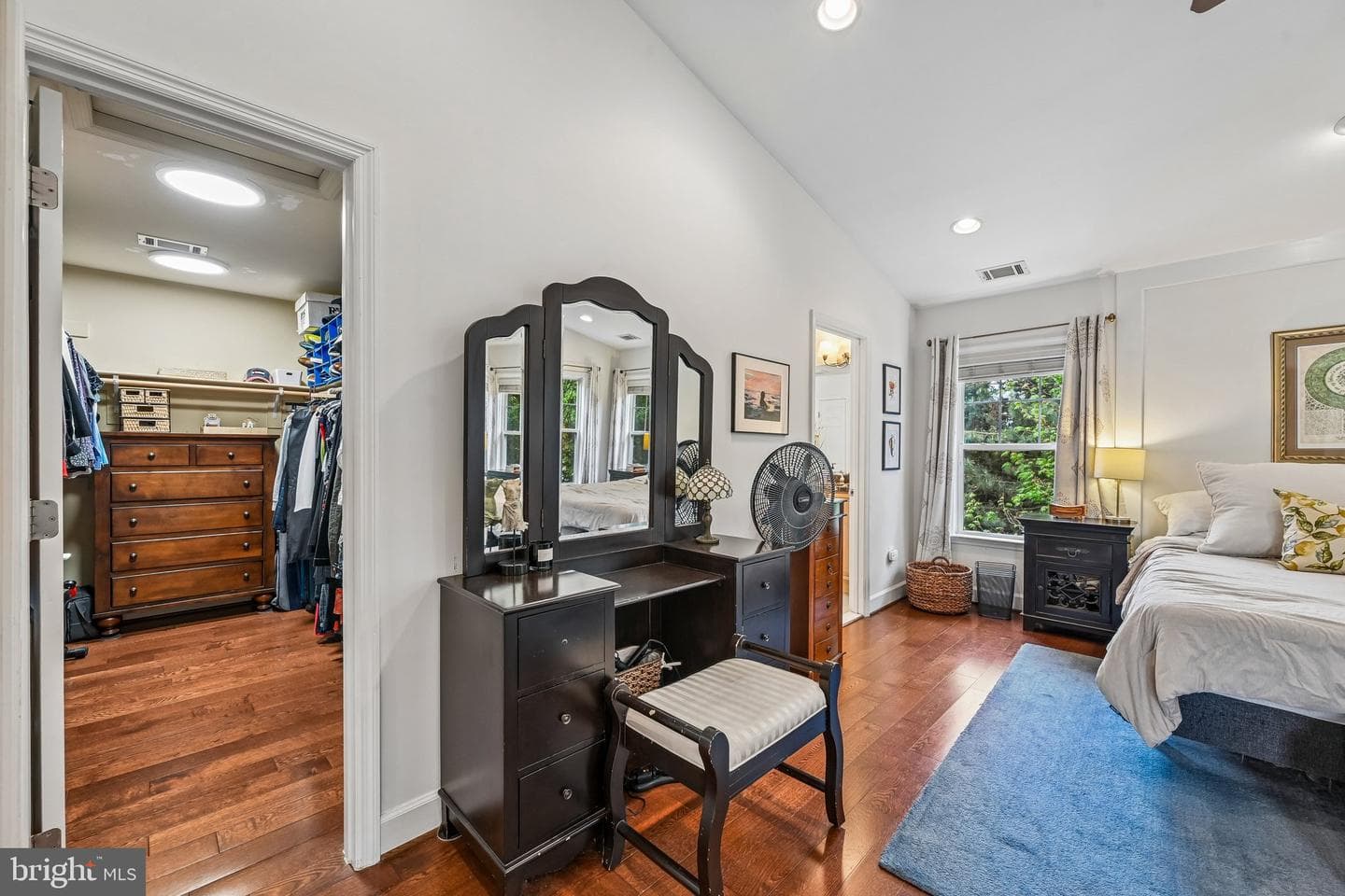 100 Newmarket Court photo 26