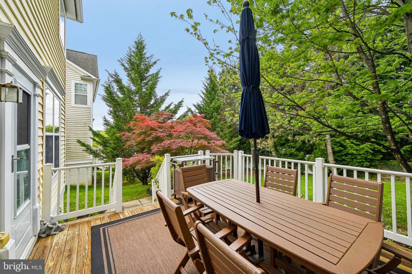 100 Newmarket Court photo 48
