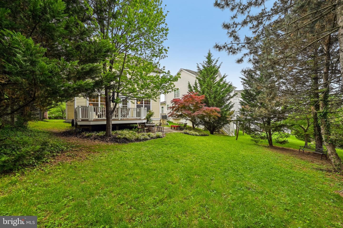 100 Newmarket Court photo 56