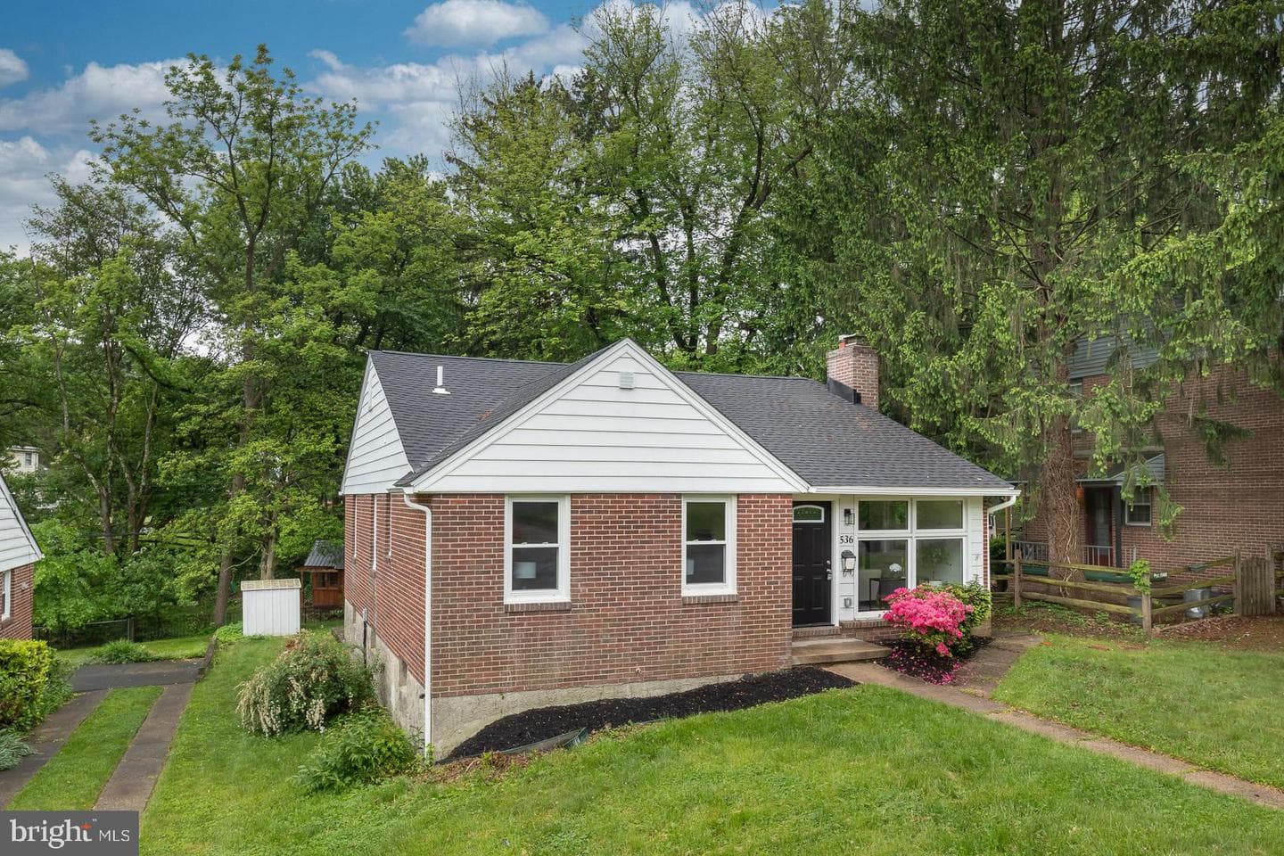 536 Brook Road photo 34