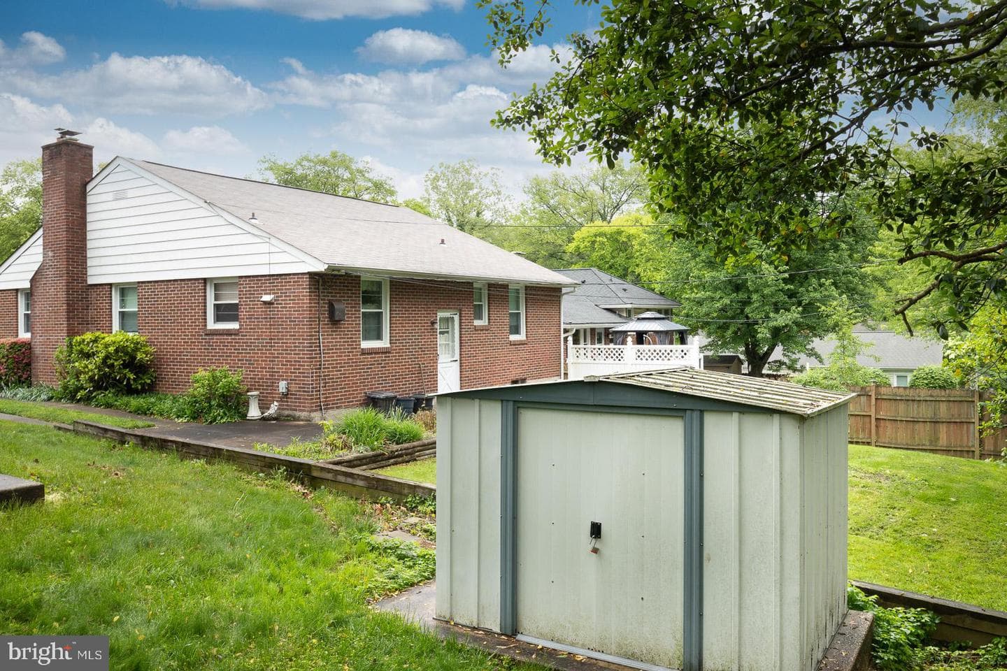 536 Brook Road photo 39