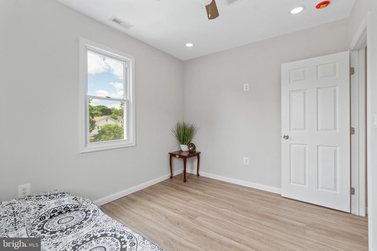 115 Symington Avenue photo 26