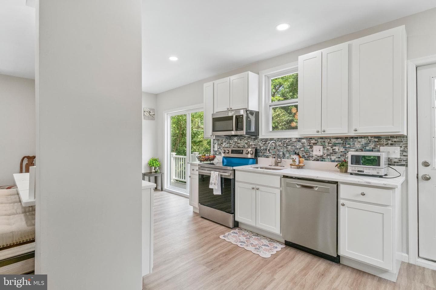 115 Symington Avenue photo 9