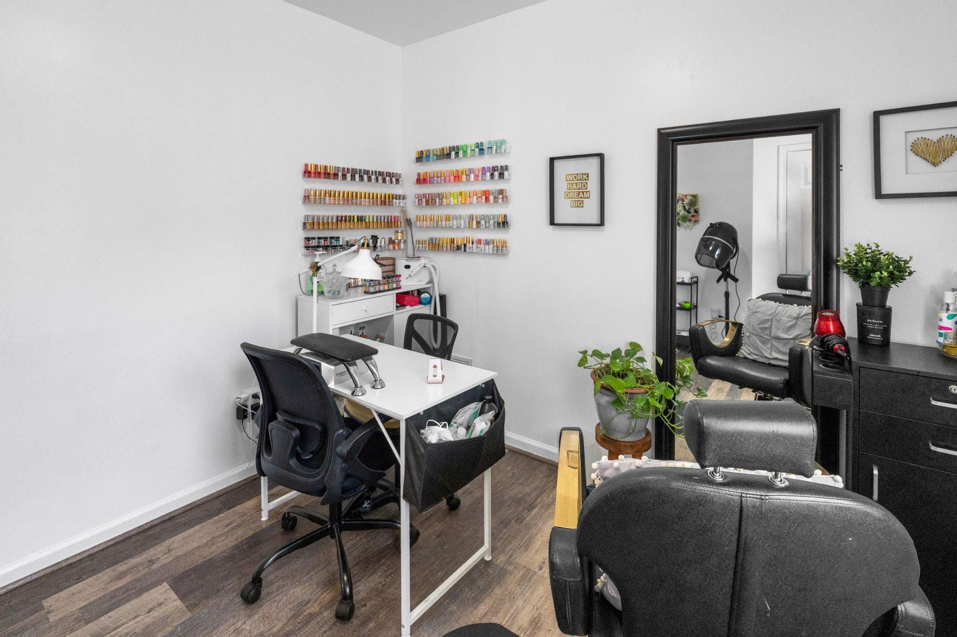 6 Lombardy Drive photo 14