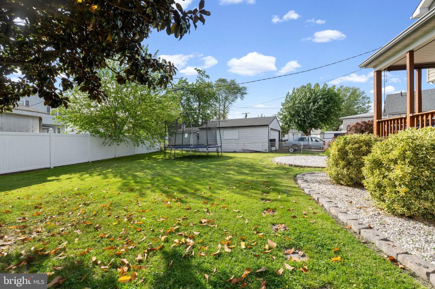 6 Lombardy Drive photo 25