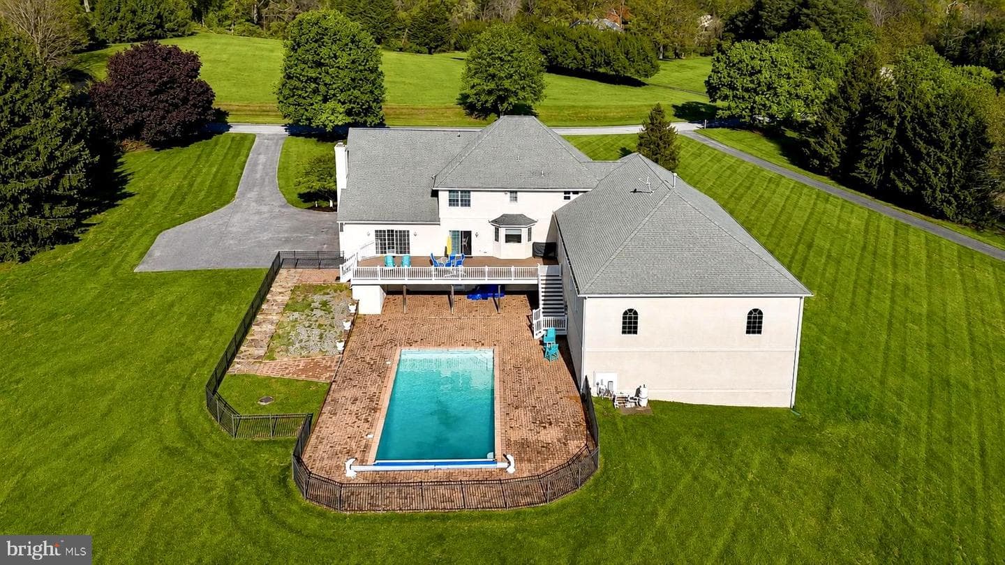 10 Sparks Farm Road, Sparks Glencoe