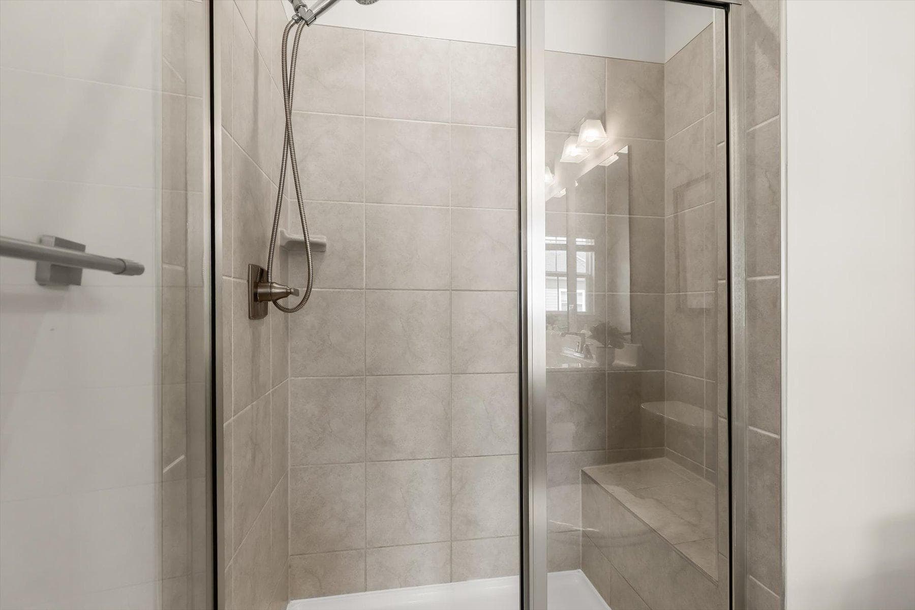 302 Bevington Street photo 23