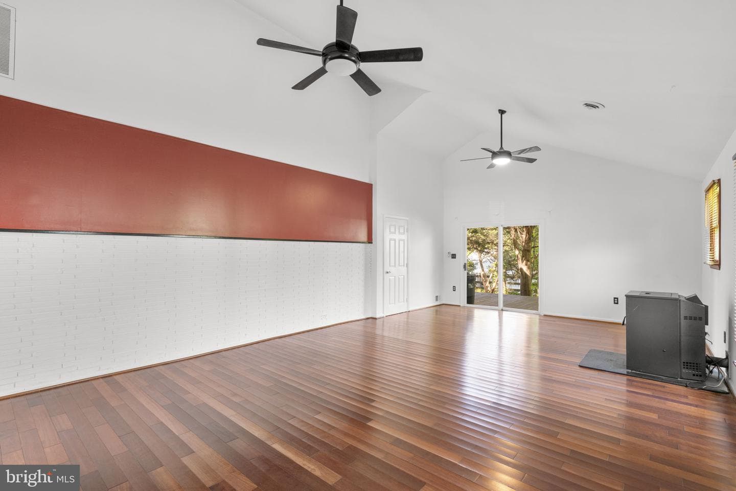 7512 Far Hills Drive photo 12