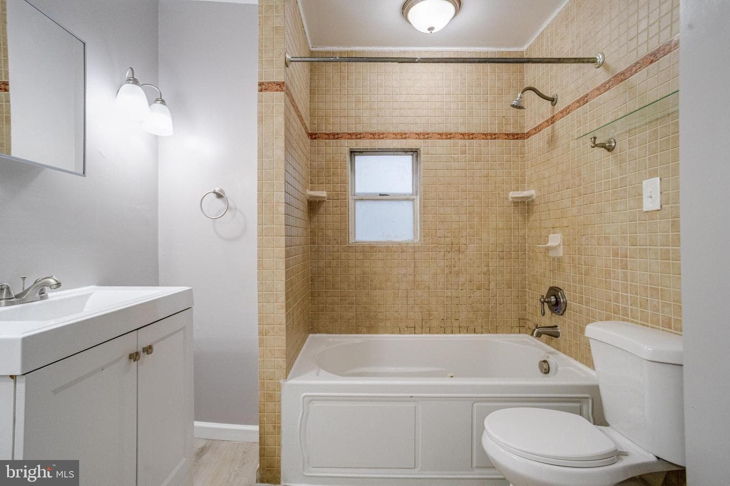 5 Homeland Avenue photo 24