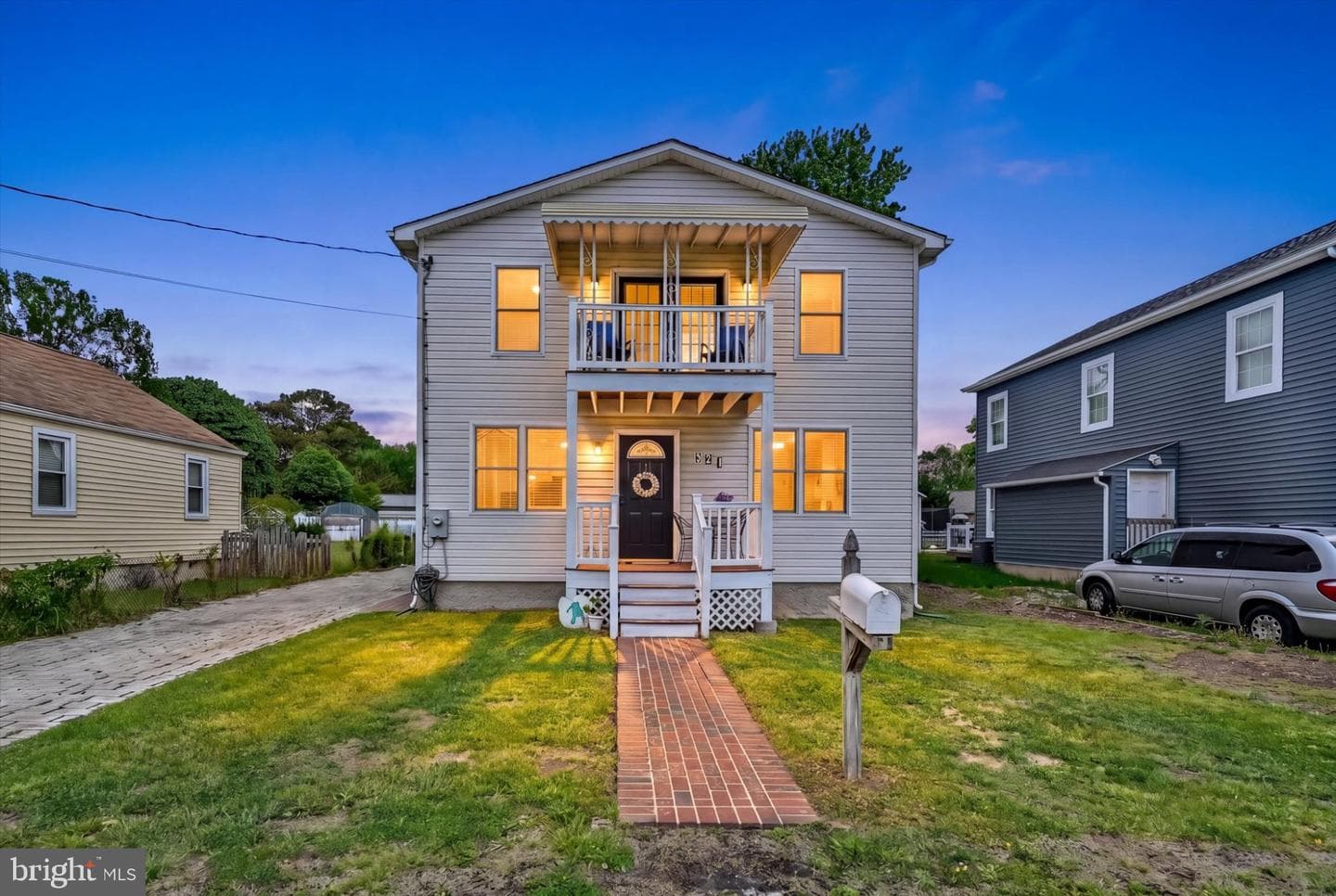 521 Riverside Drive