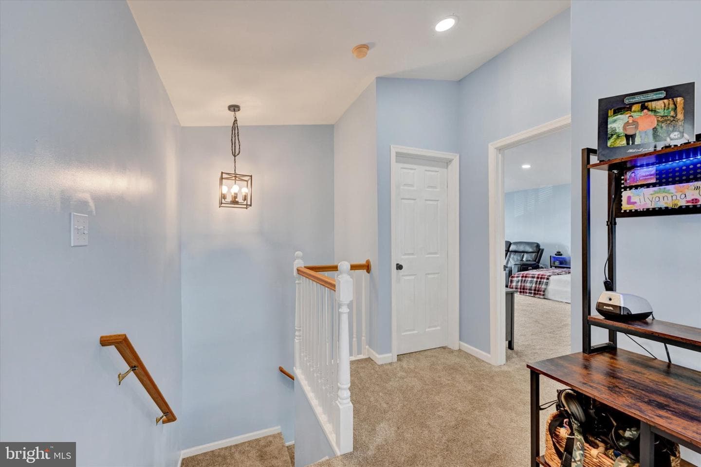 521 Riverside Drive photo 21
