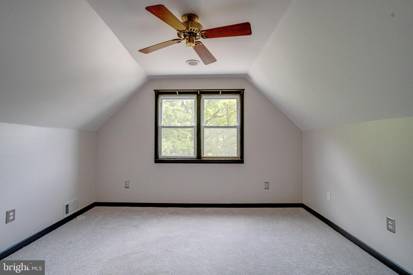 3116 California Avenue photo 35