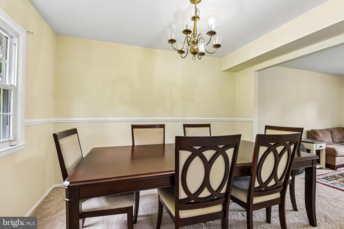 216 Glyndon Drive photo 9