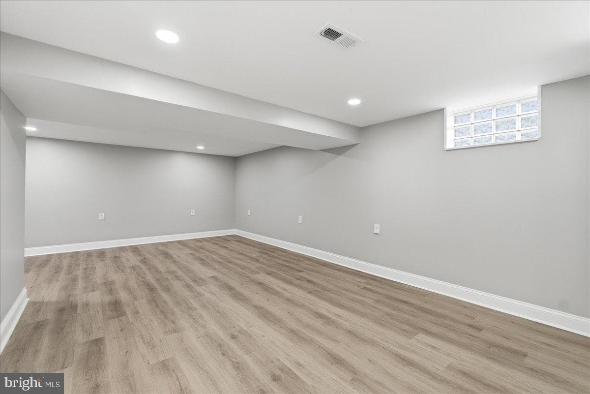 6305 Carlynn Avenue photo 26