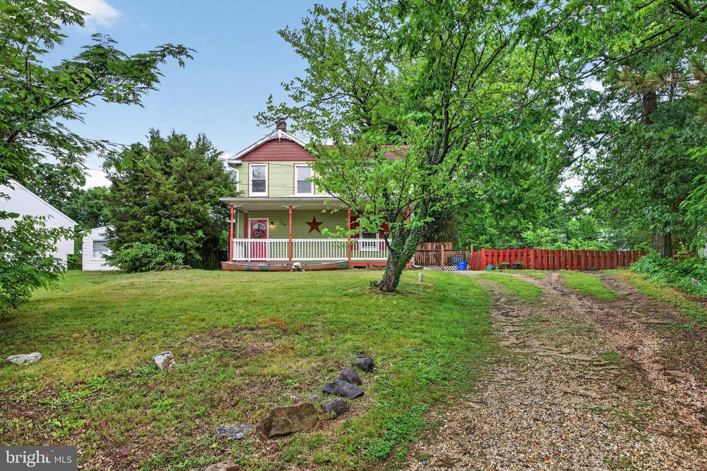 104 Waelchli Avenue photo 3