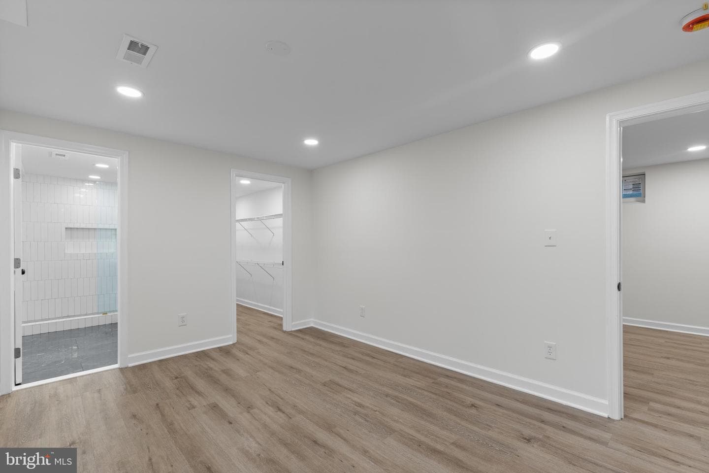 5434 Dogwood photo 20